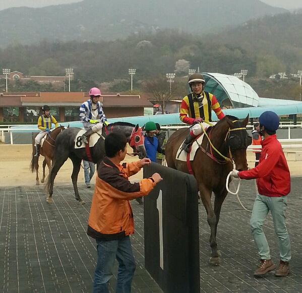 Indian Blue and Ikuyasu Kurakane return as winners of the Sports Donga