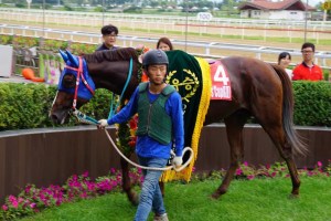 Rock Band in the Owners' Cup winner's circle (Pic: Hiromi Kobayashi)