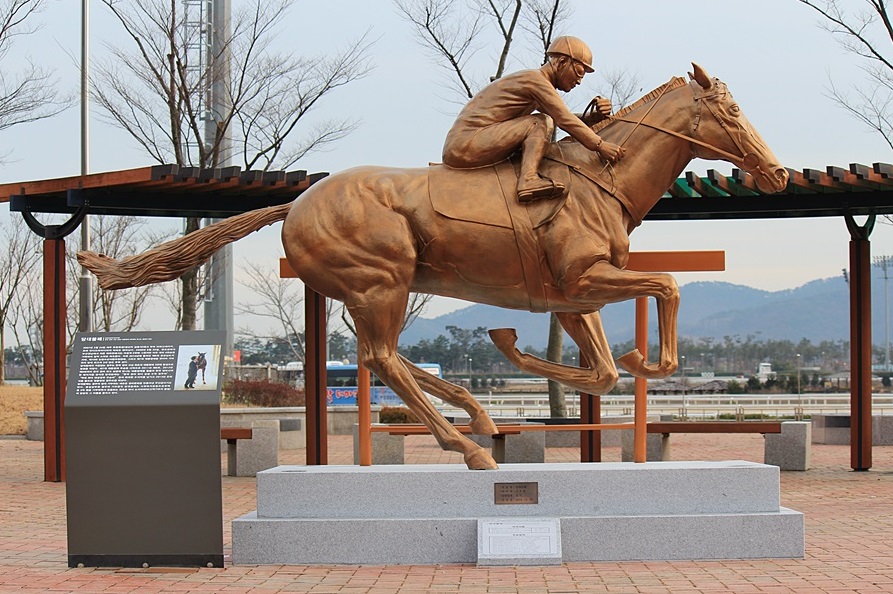 DangdaeBulpae Statue4